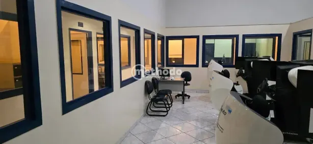 Prédio Comercial à venda, 592m² no Vila Industrial, Campinas