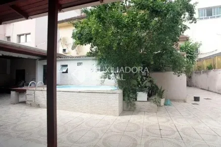Casa com 3 Quartos à venda, 100m² no Santo Antônio, Porto Alegre