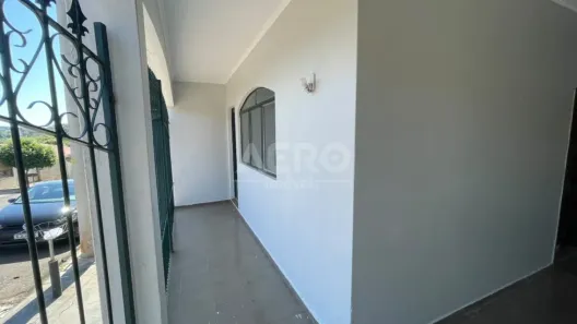 Casa com 3 Quartos para alugar, 180m² no Bichara Maluf, Piratininga