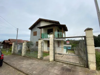 Casa com 3 Quartos para alugar, 170m² no Santa Lúcia, Caxias do Sul