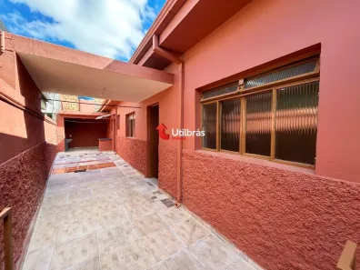 Casa com 3 Quartos para alugar, 160m² no Paraíso, Belo Horizonte