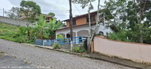 Casa com 4 Quartos à venda, 360m² no , Caldas