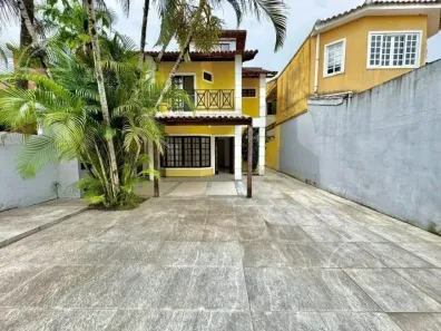 Casa com 4 Quartos à venda, 280m² no Vargem Grande, Rio de Janeiro