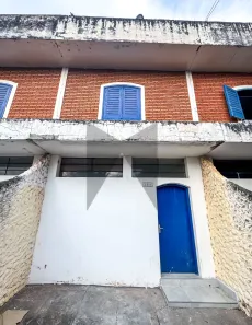 Casa com 3 Quartos para alugar, 95m² no São Geraldo, Araraquara