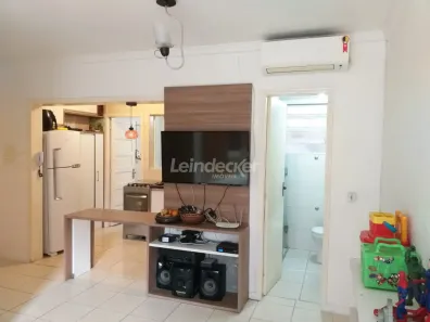 Kitnet com 1 Quarto à venda, 31m² no Santa Cecília, Porto Alegre