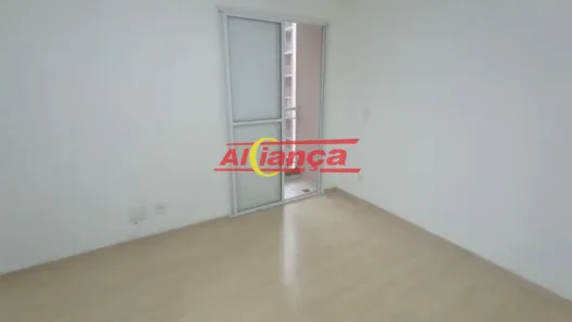 Apartamento com 3 Quartos para alugar, 77m² no Jardim Flor da Montanha, Guarulhos