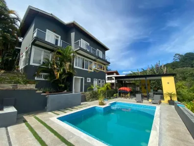 Sobrado com 3 Quartos à venda, 700m² no Caixa D´Água, Vinhedo