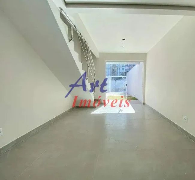 Casa com 3 quartos — Planalto, Belo Horizonte