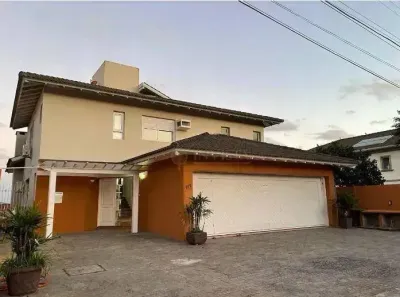 Casa de Condomínio com 4 Quartos para alugar, 450m² no Lagoa da Conceição, Florianópolis
