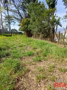 Lote/Terreno à venda, 169m² no Jardim Santo Antônio, Atibaia