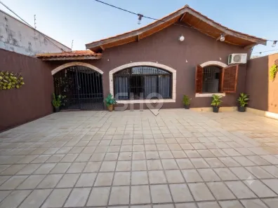 Casa com 3 Quartos à venda, 250m² no Jardim do Colégio (Zona Norte), São Paulo