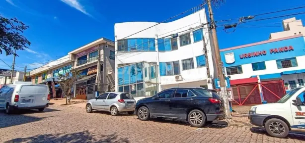 Prédio Comercial com 12 Quartos para alugar, 502m² no Vila Embaré, Valinhos