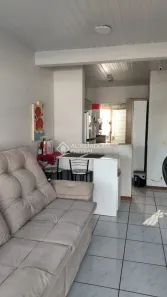 Casa com 2 Quartos à venda, 45m² no Olaria, Canoas