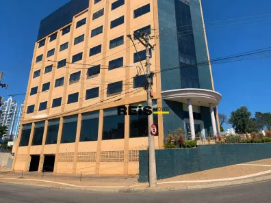 Ponto Comercial para alugar, 800m² no Parque Campolim, Sorocaba