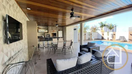 Sobrado com 3 Quartos à venda, 265m² no Parque Residencial Alcântara, Londrina