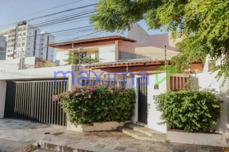 Casa com 3 Quartos à venda, 310m² no Grageru, Aracaju
