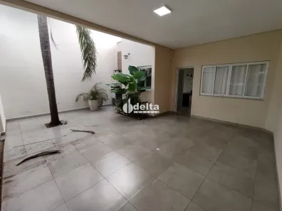 Casa com 2 Quartos à venda, 63m² no Granada, Uberlândia