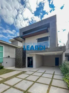 Casa de Condomínio com 3 Quartos à venda, 224m² no Suru, Santana de Parnaíba