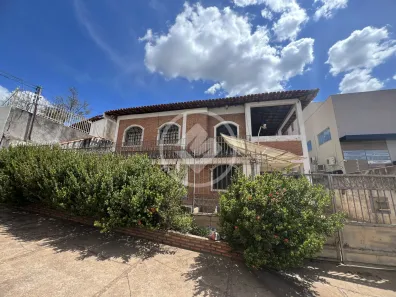 Casa com 4 Quartos à venda, 444m² no Goiabeira, Cuiabá