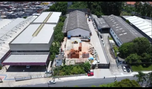 Galpão/Depósito/Armazém à venda, 2700m² no Jardim Bela Vista, Guarulhos