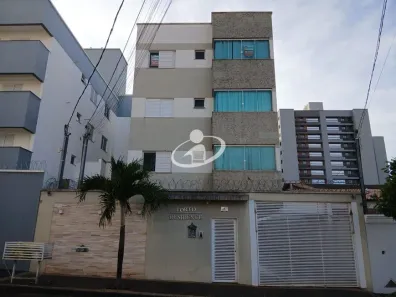 Apartamento com 2 Quartos para alugar, 90m² no Santa Mônica, Uberlândia
