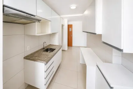 Apartamento com 3 Quartos para alugar, 81m² no Boa Viagem, Recife
