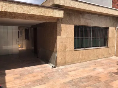 Casa com 3 Quartos para alugar, 240m² no Tatuapé, São Paulo
