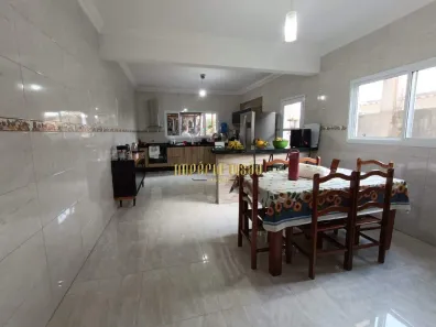 Sobrado com 5 Quartos à venda, 273m² no Vila Urupês, Suzano