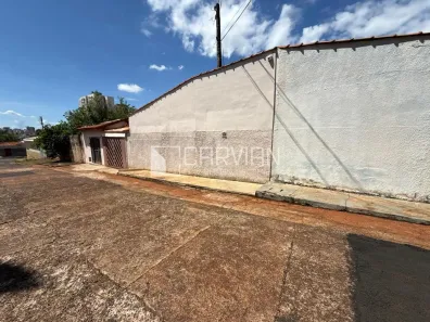 Casa com 4 Quartos à venda, 236m² no Sumarezinho, Ribeirão Preto