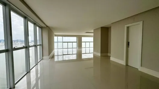 Apartamento com 4 Quartos à venda, 237m² no Centro, Balneário Camboriú