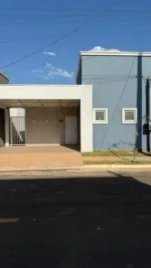 Casa de Condomínio com 2 Quartos para alugar, 99m² no Primeiro de Março, Cuiabá