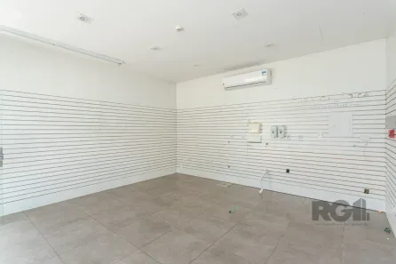 Ponto Comercial para alugar, 29m² no Menino Deus, Porto Alegre