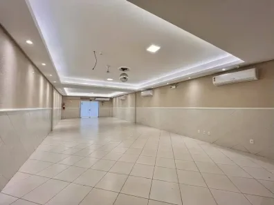 Imóvel Comercial com 3 Quartos à venda, 245m² no Umarizal, Belém
