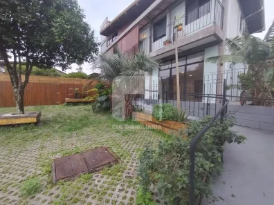 Imóvel Comercial para alugar, 105m² no Rio Tavares, Florianópolis