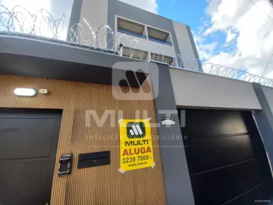 Apartamento com 3 Quartos para alugar, 70m² no Saraiva, Uberlândia