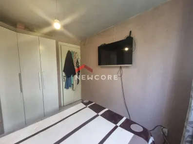 Apartamento com 2 Quartos à venda, 39m² no Olaria, Canoas