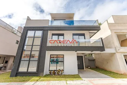 Casa com 3 Quartos para alugar, 172m² no Santa Felicidade, Curitiba