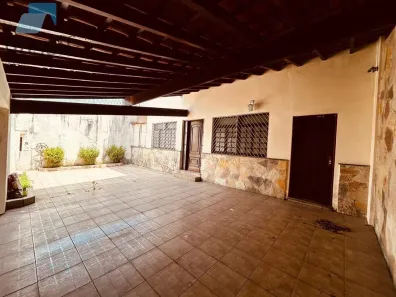 Casa com 3 Quartos à venda, 192m² no Vila Oliveira, Mogi das Cruzes