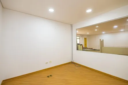 Sala Comercial à venda, 153m² no Centro, Curitiba
