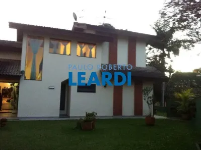 Casa de Condomínio com 4 Quartos à venda, 286m² no Arujázinho I, II e III, Arujá