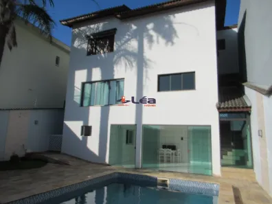 Sobrado com 3 Quartos à venda, 353m² no Jardim Suzano, Suzano