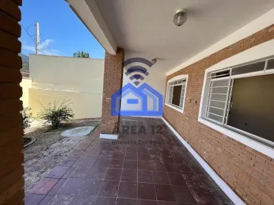 Sobrado com 5 Quartos à venda, 232m² no Centro, Caraguatatuba