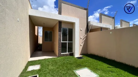 Casa com 2 Quartos à venda, 66m² no Olho D'água, Eusébio