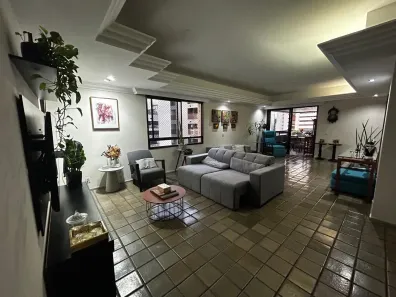 Apartamento com 5 Quartos à venda, 205m² no Jaqueira, Recife