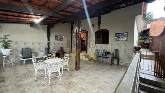 Casa com 4 Quartos à venda, 131m² no Teixeira Dias (Barreiro), Belo Horizonte