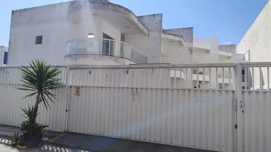 Casa de Condomínio com 2 Quartos à venda, 80m² no Centro, Arraial do Cabo