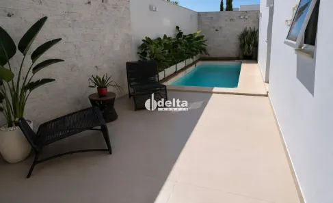 Casa de Condomínio com 3 Quartos para alugar, 200m² no Jardim Botânico, Uberlândia