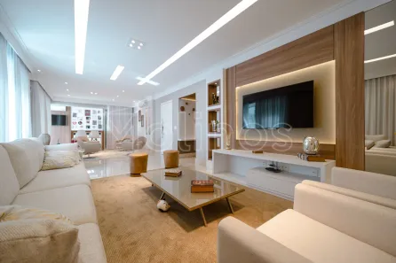Apartamento com 3 Quartos à venda, 218m² no Vila Regente Feijó, São Paulo