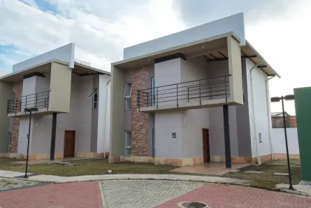 Casa de Condomínio com 4 Quartos à venda, 178m² no Turu, São Luís