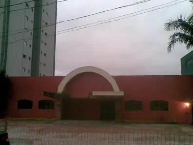 Galpão/Depósito/Armazém para alugar, 550m² no Santo Amaro, São Paulo